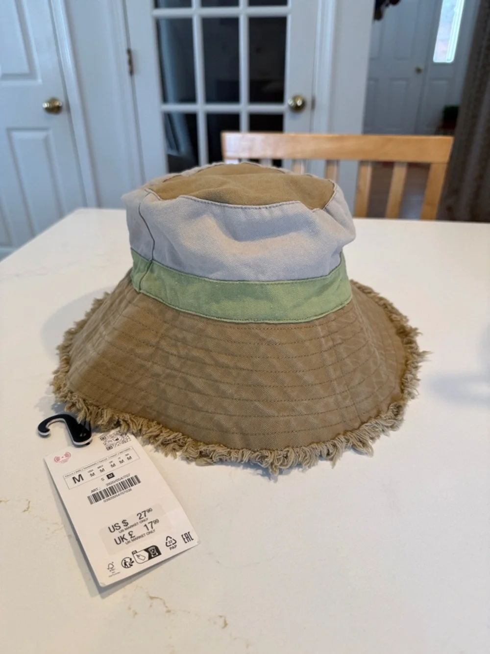 Zara | Accessories | Zara Twotone Frayed Brim Bucket Hat Tan  display picture 3